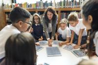 Nativi digitali:  leducazione scolastica diventa 4.0 grazie al "blended learning"  Copertina